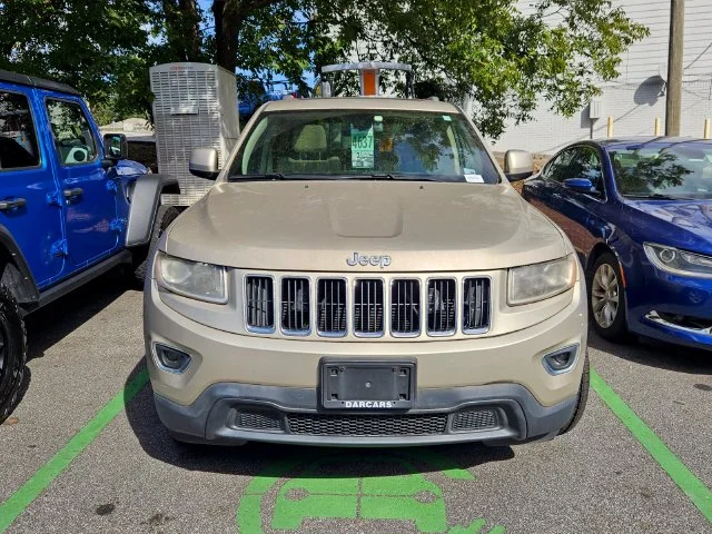 Used 2014 Beige Jeep Laredo image 2