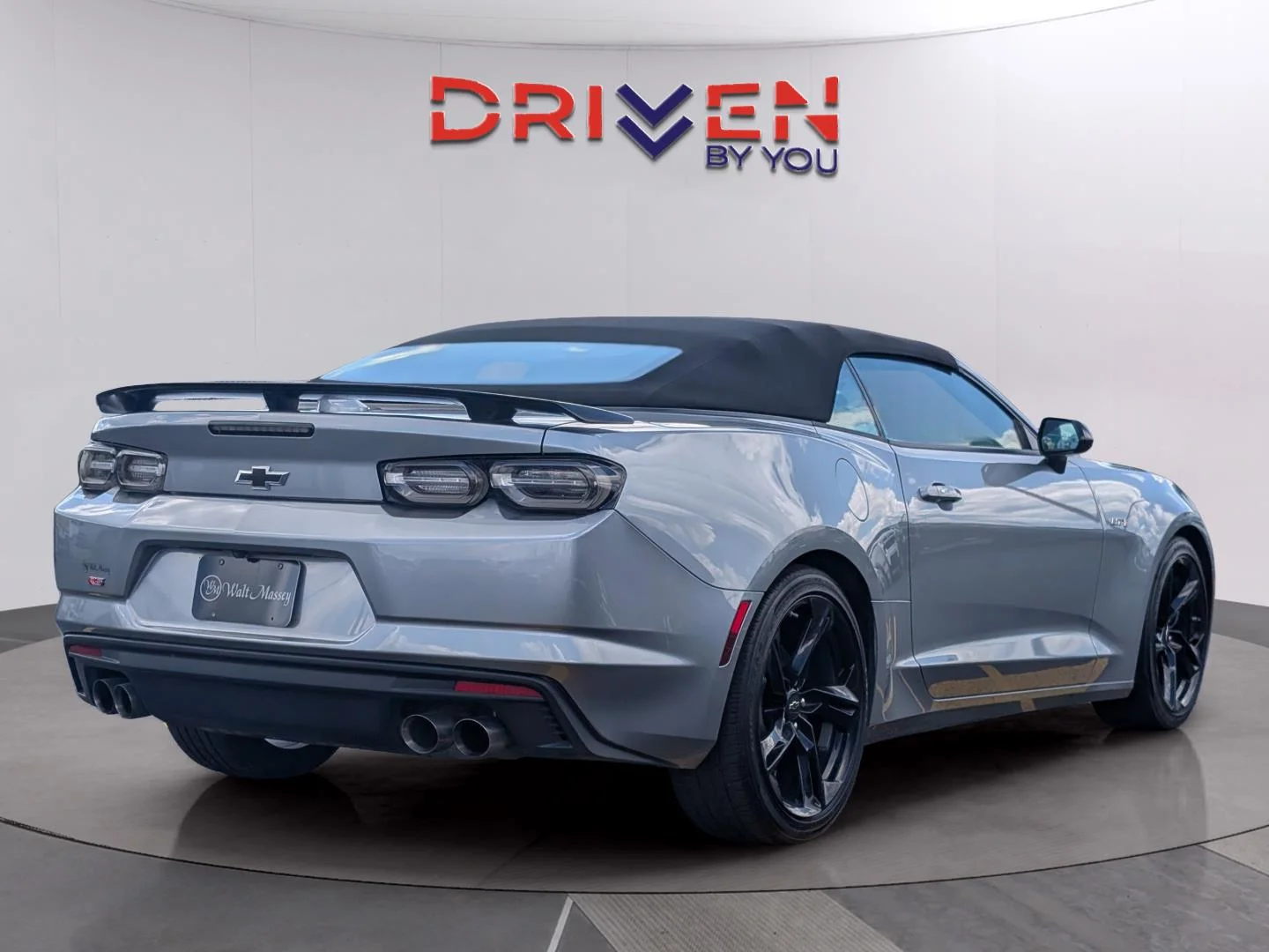 Used 2023 Sharkskin Metallic Chevrolet LT1 image 5