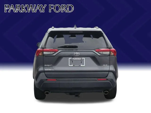 Used 2023 Gray Toyota XLE image 4