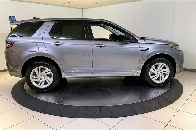 Used 2025 Gray Land Rover S image 9
