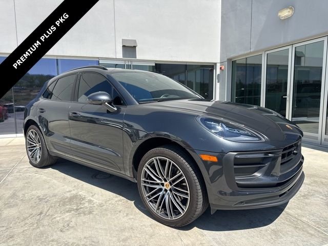 2024 Porsche Macan T
