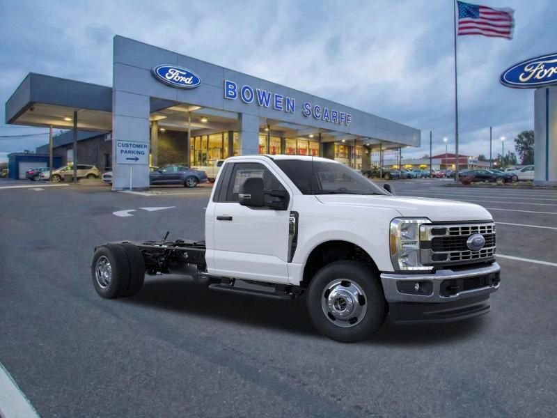 New 2026 White Ford XLT image 7