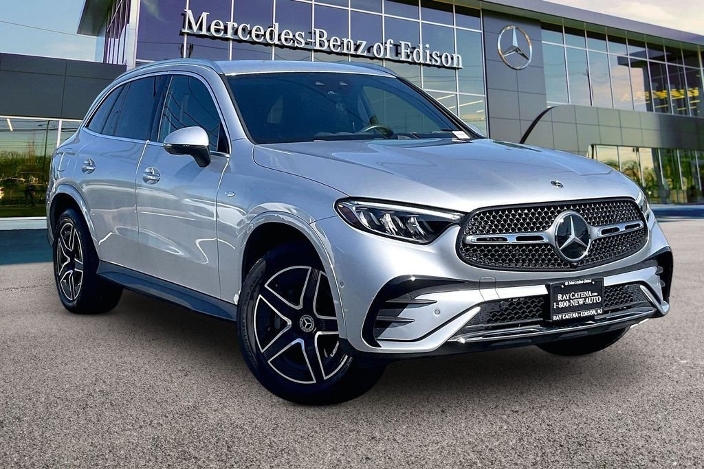 2025 Mercedes-Benz GLC