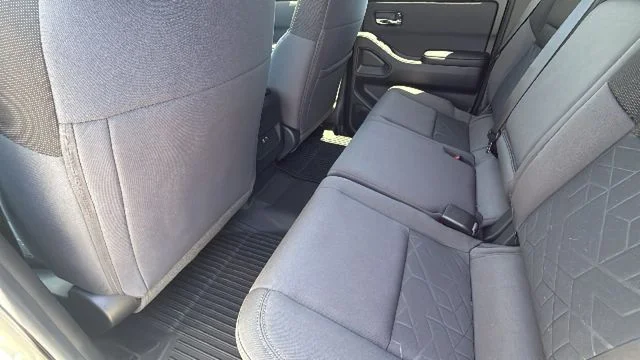 New 2026 Glacier White Nissan Crew Cab SV image 24
