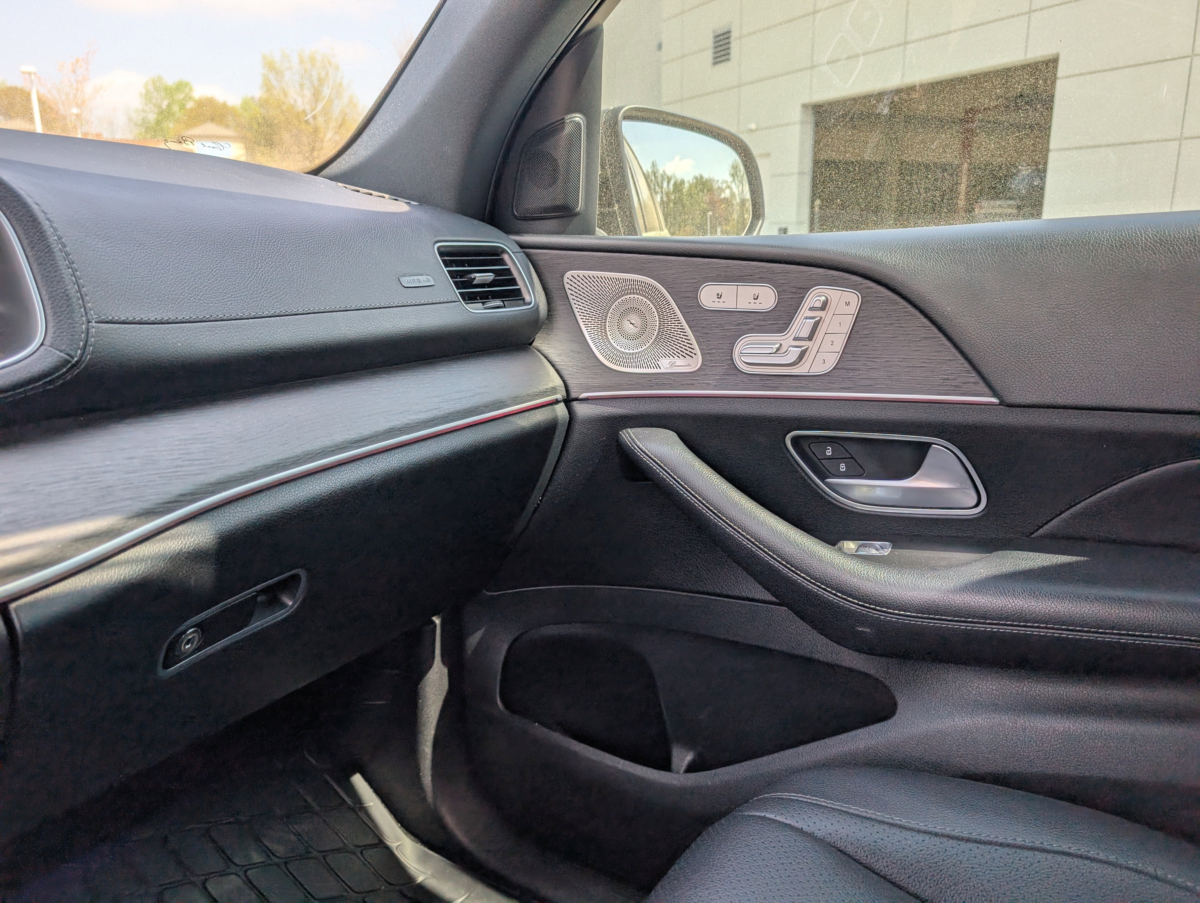 Used 2021  Mercedes-Benz GLS 450 image 33