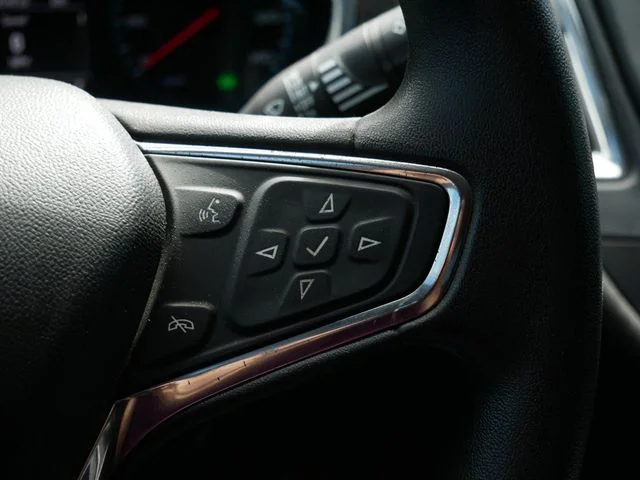 Used 2017 Silver Ice Metallic Chevrolet Hybrid image 18