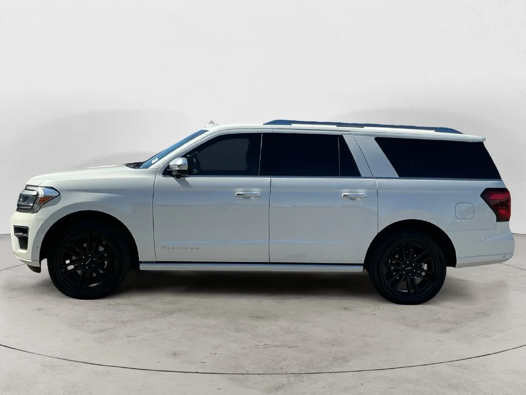 Used 2022 White Ford Platinum image 12