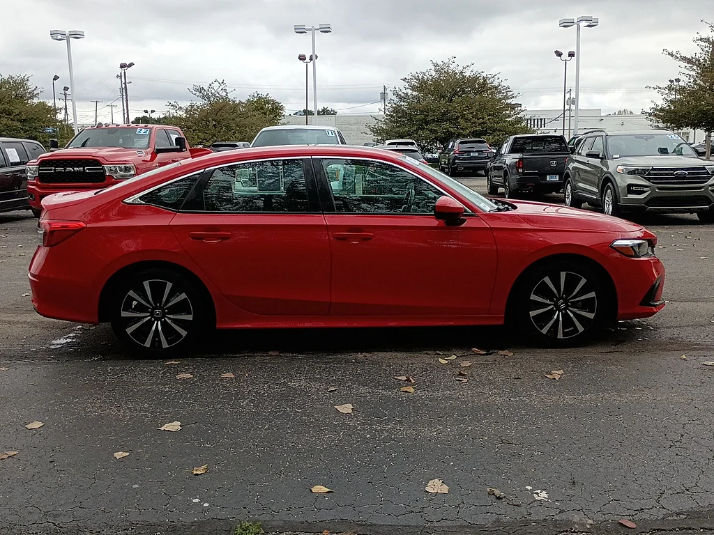 Certified Used 2024 Rallye Red Honda EX image 2