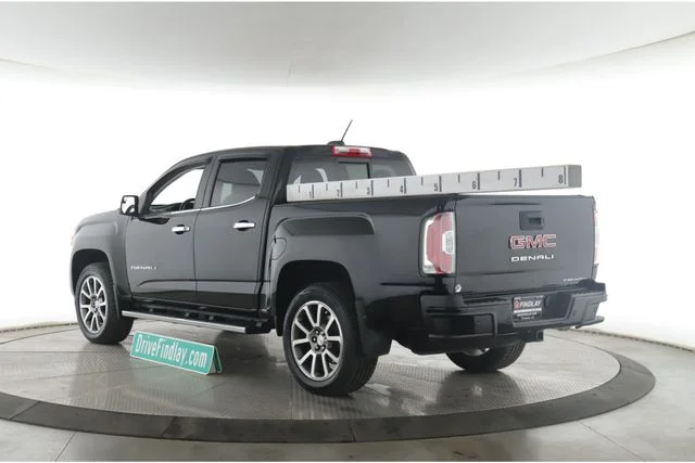 Used 2022 Black GMC Denali image 8