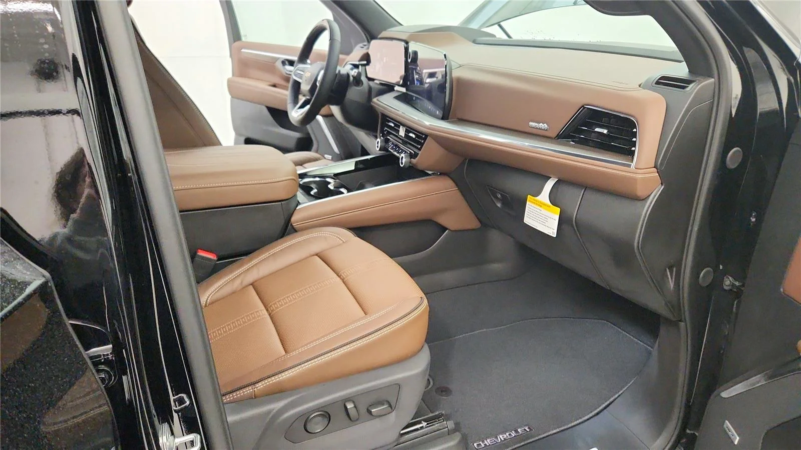 2026 Chevrolet Suburban High Country - Photo 35
