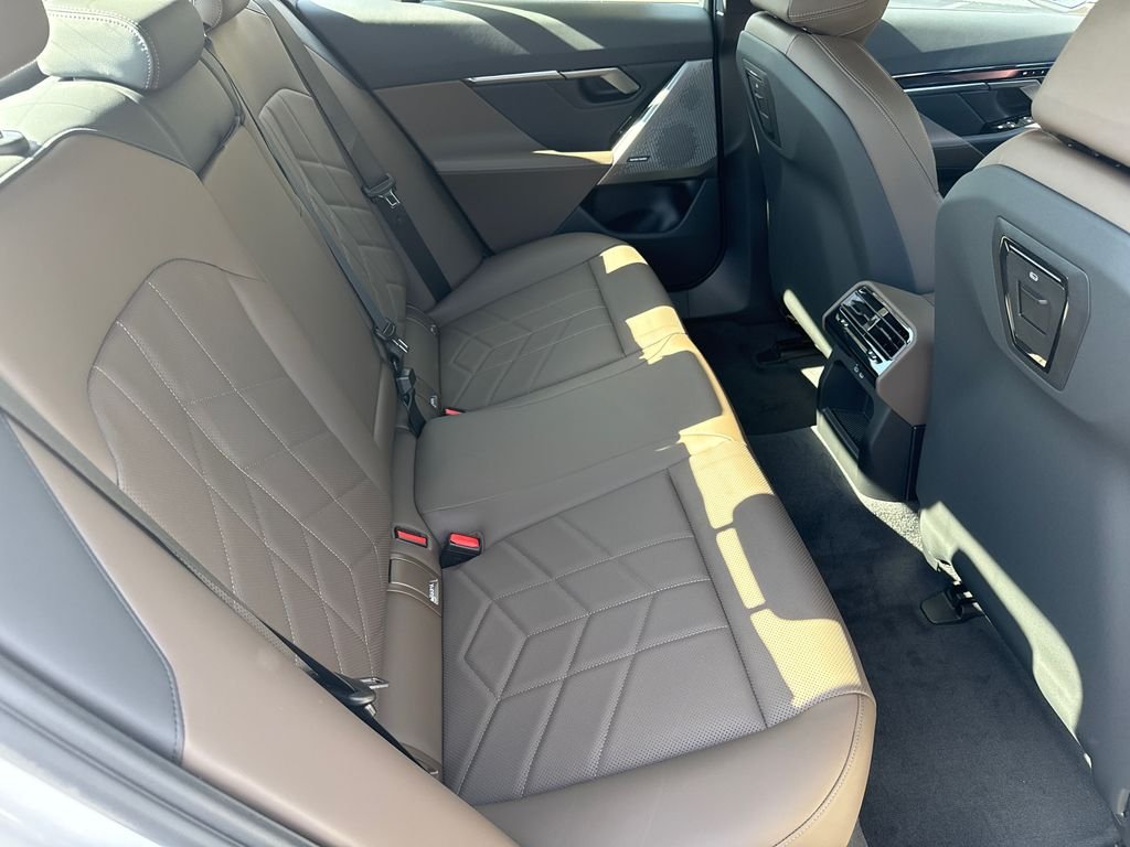 New 2027 Alpine White BMW 530i image 15