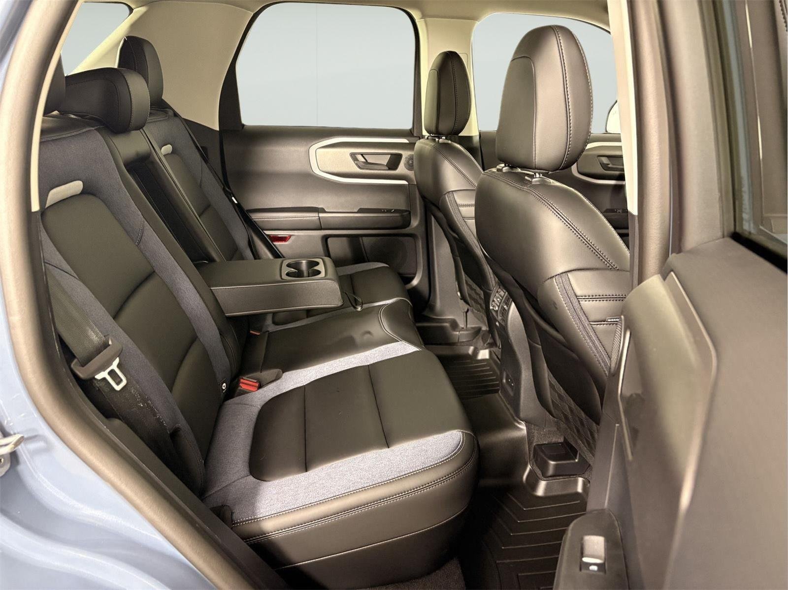 Used 2026 Azure Gray Metallic Ford Outer Banks image 19