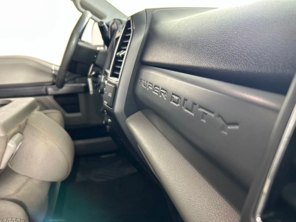 Used 2019  Ford XLT image 19