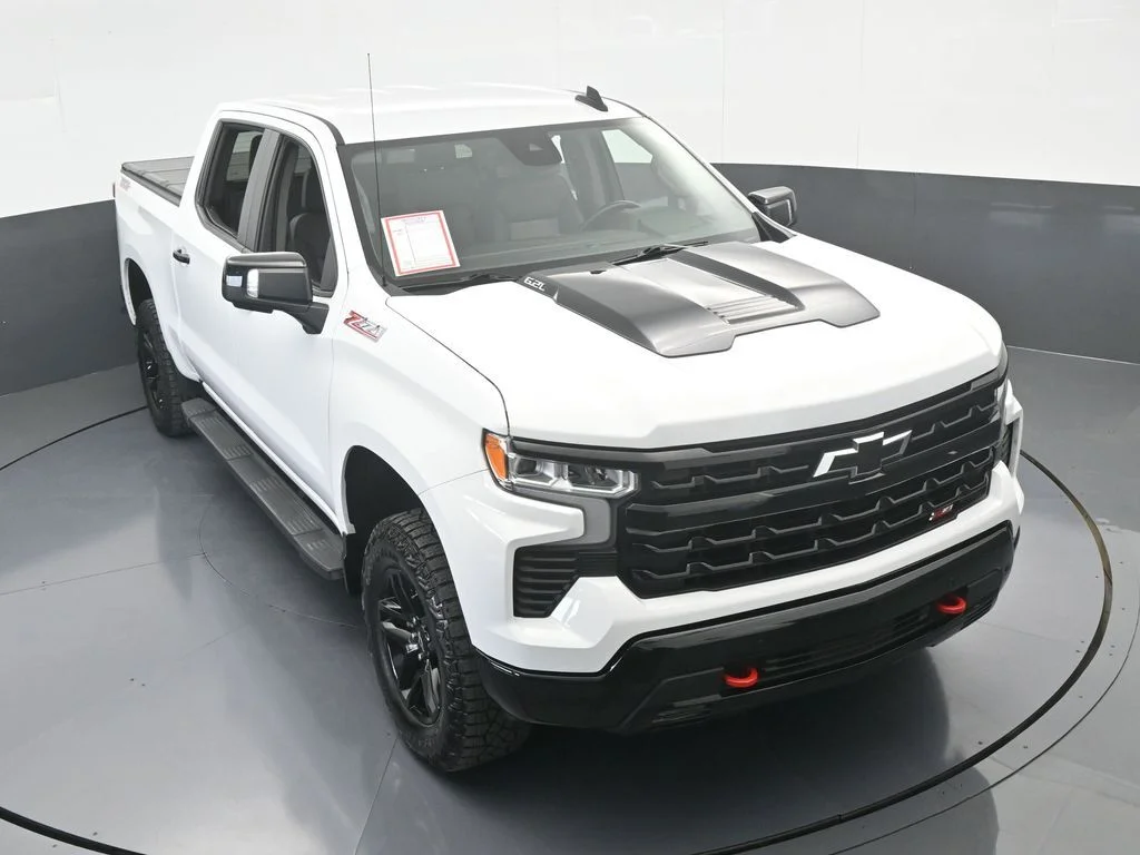 Used 2024 Summit White Chevrolet LT Trail Boss image 65