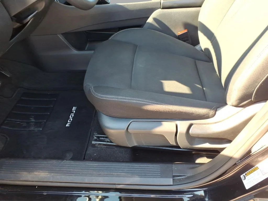 Used 2023 Black Nissan S image 16