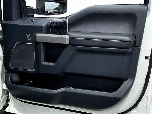 Used 2022 White Ford Platinum image 32
