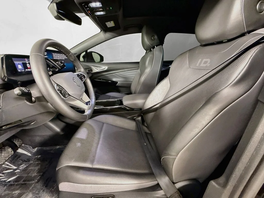 Used 2023 Black Volkswagen Pro S Plus image 20
