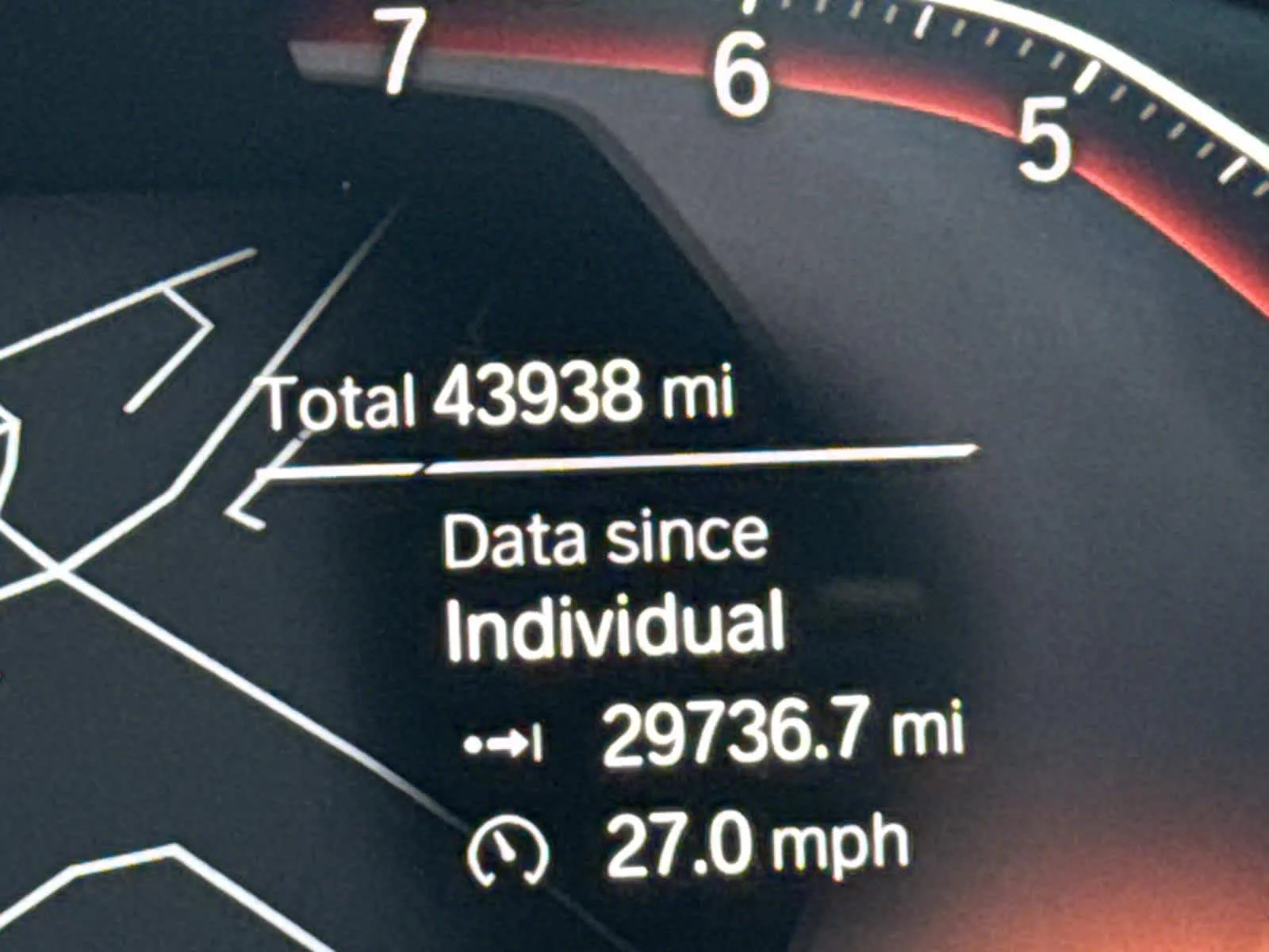 Used 2022 Carbon Black Metallic BMW 740i xDrive image 25