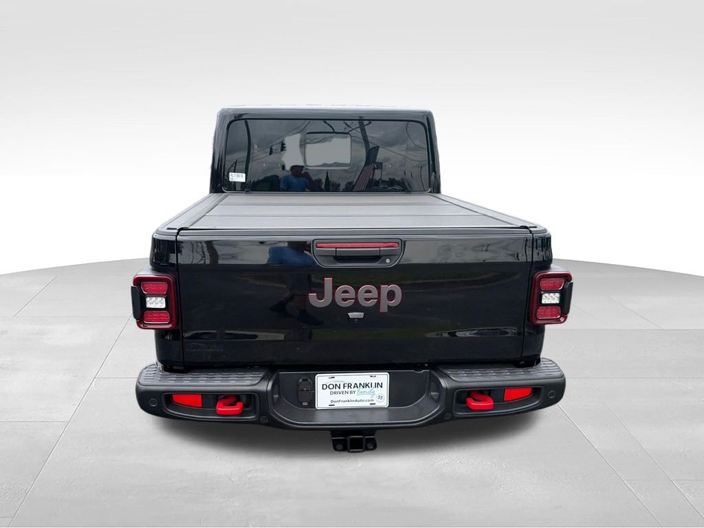 Certified Used 2024 Black Jeep Rubicon image 4