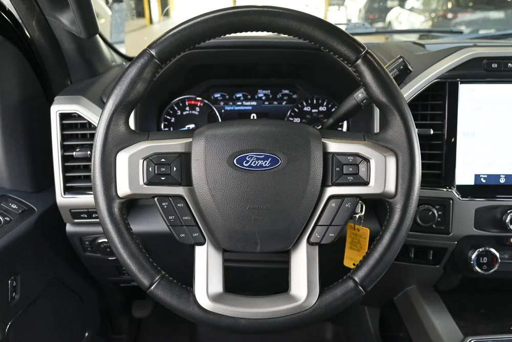 Used 2022 Black Ford Lariat image 10