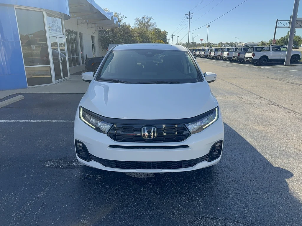 2027 Honda Odyssey Elite, photo 1 of 12
