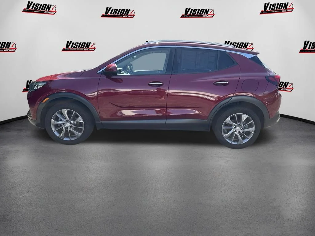 Used 2020 Red Buick Essence image 8