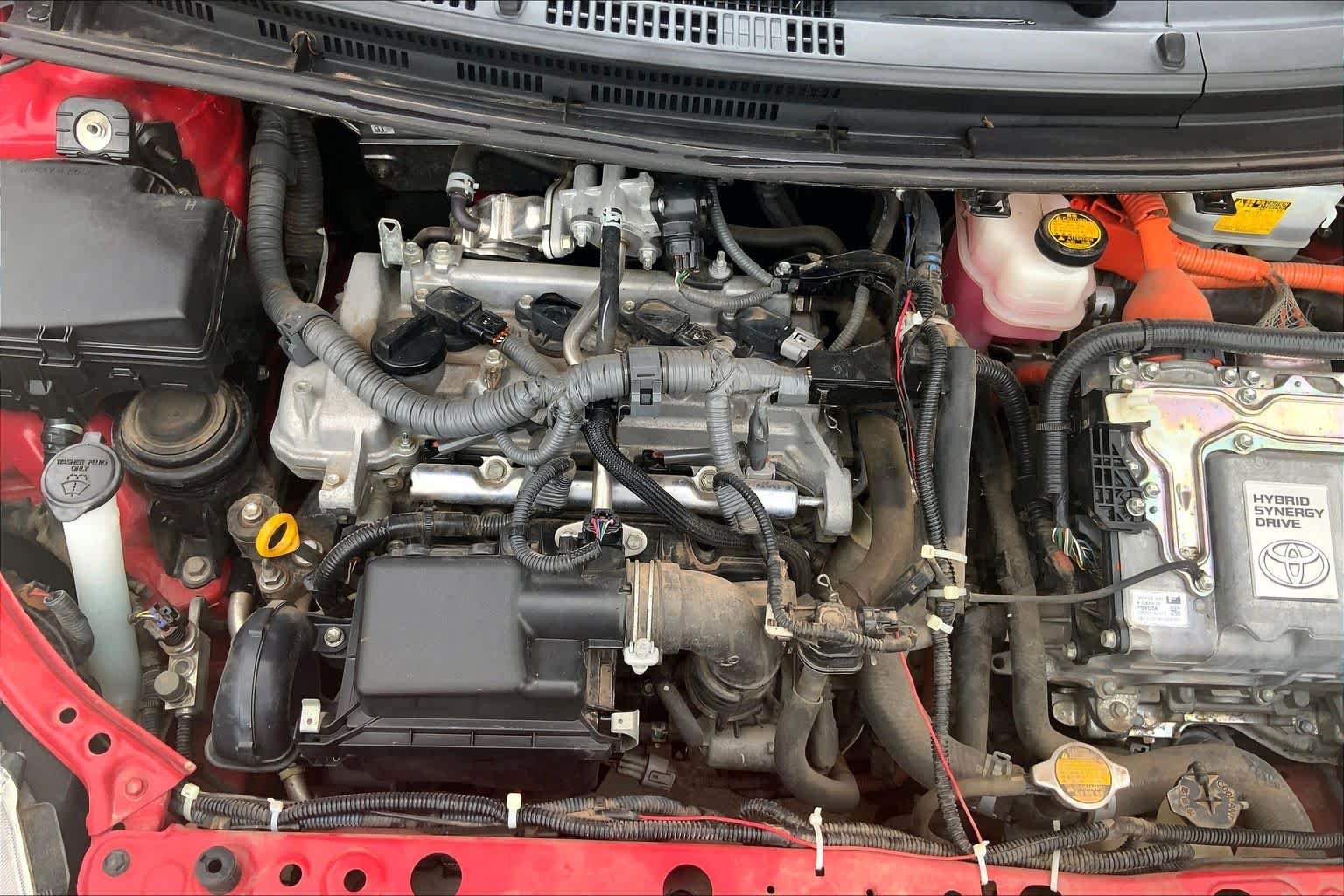 Used 2013 Absolutely Red Toyota Three image 30