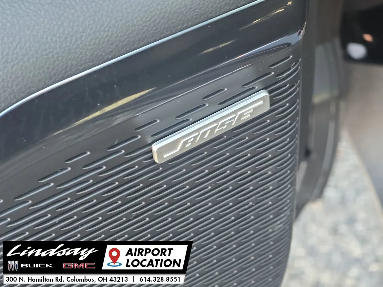 2026 GMC Acadia AT4 - Photo 26