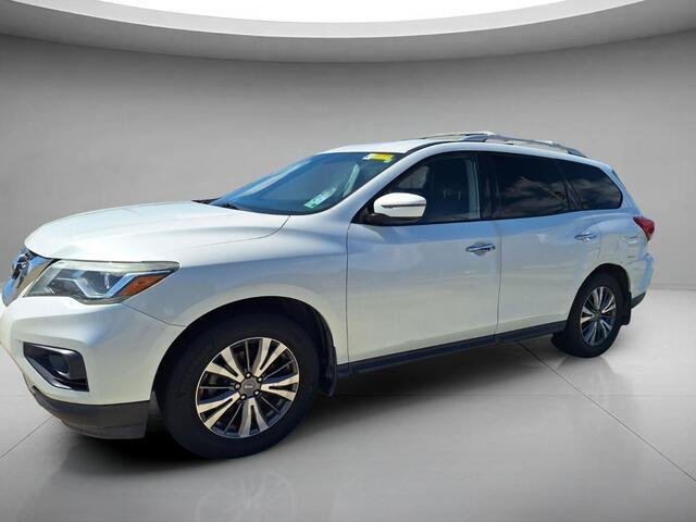 2019 Nissan Pathfinder SV 2WD's photo
