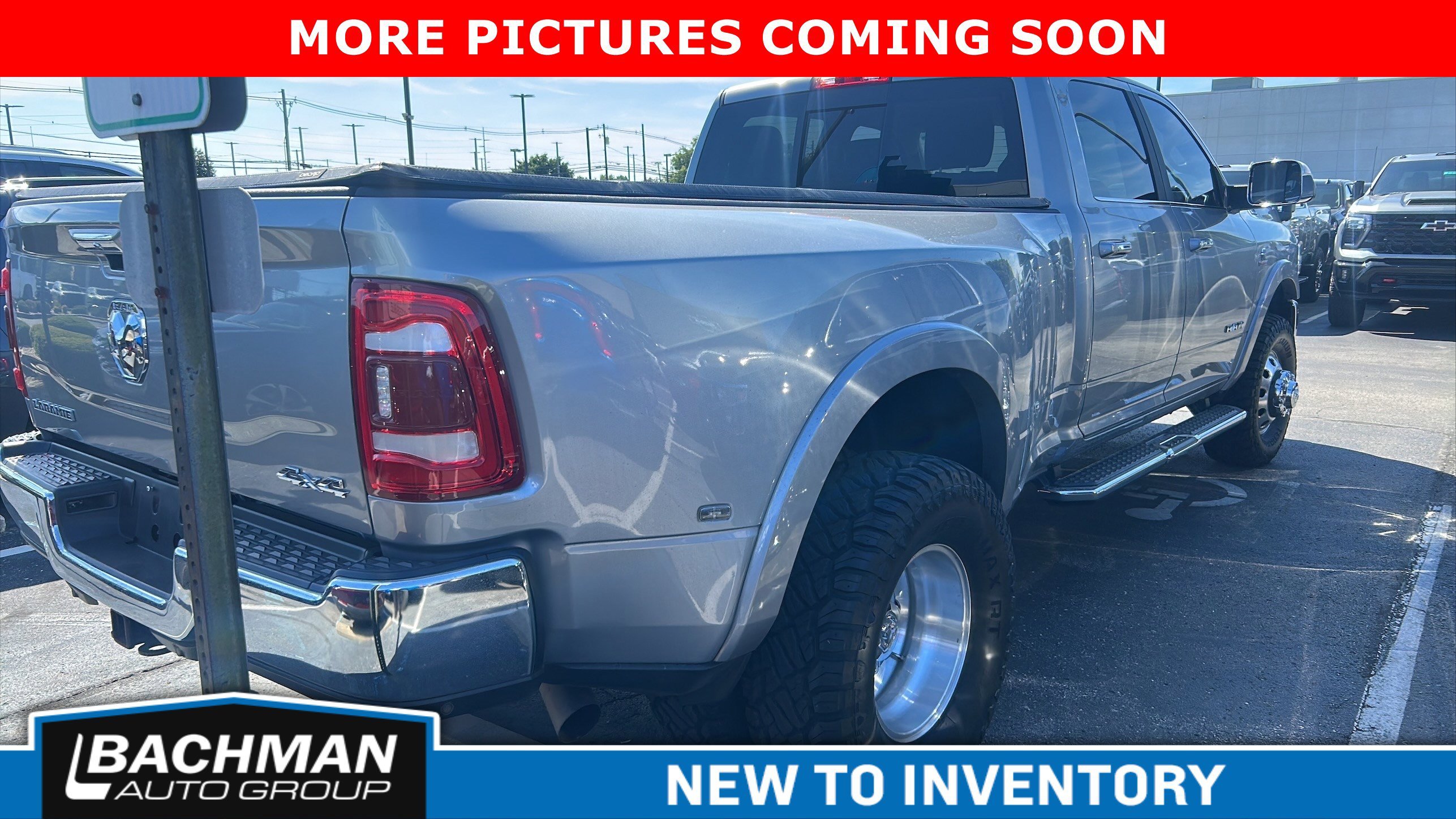 Used 2022 Billet Silver Metallic Clearcoat Ram Laramie image 7