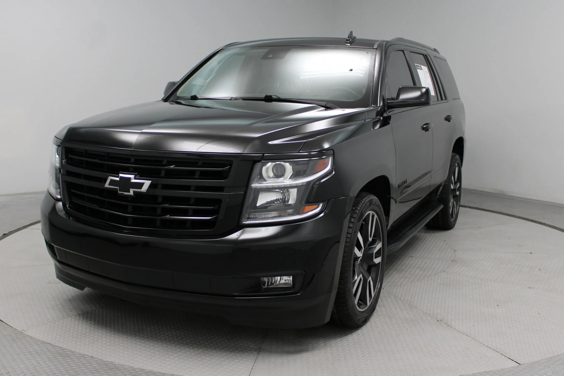 Used 2020 Black Chevrolet 2WD 4dr Premier image 33