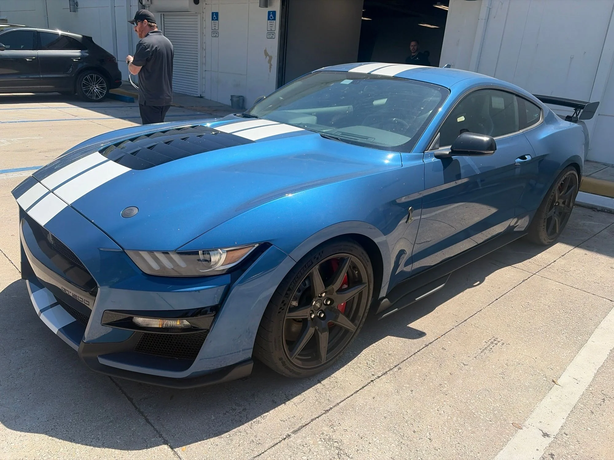 Used 2020 Blue Ford Shelby GT500 image 3