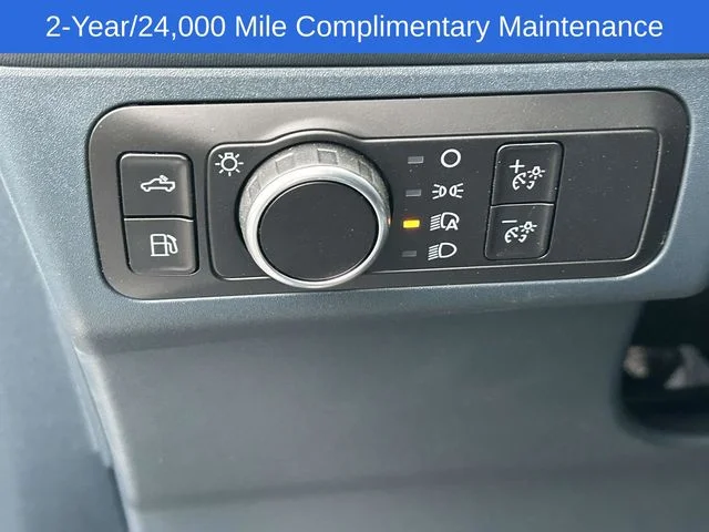 New 2026 White Ford XLT image 38