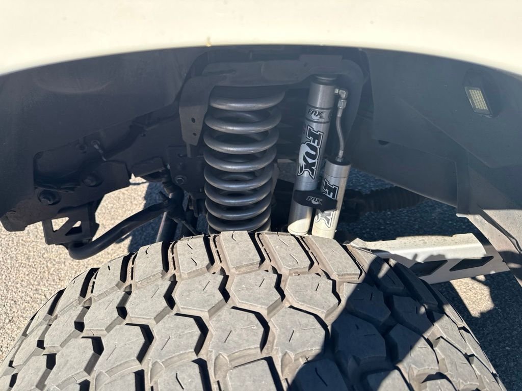 Used 2020 Pearl White Ram Laramie image 6