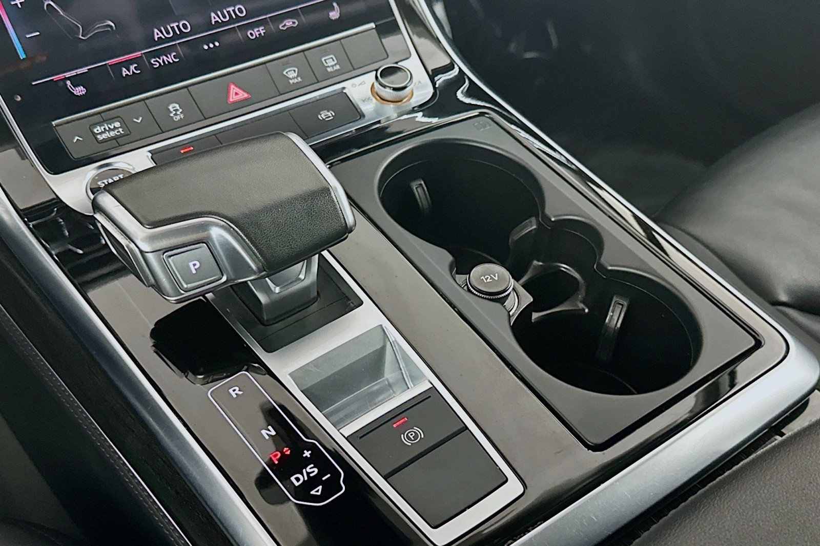Used 2024 Navarra Blue Metallic Audi Premium Plus image 7