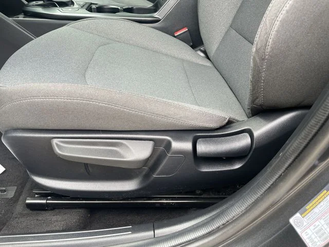 2025 Kia K4 LXS - Photo 16
