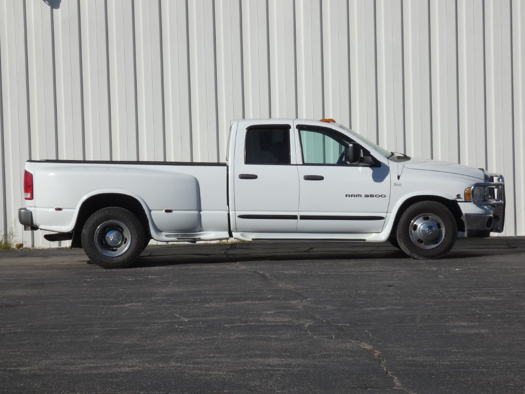 Used 2005 Dodge Ram 3500 Pickup SLT with VIN 3D7MR48C75G827483 for sale in Trenton, MO