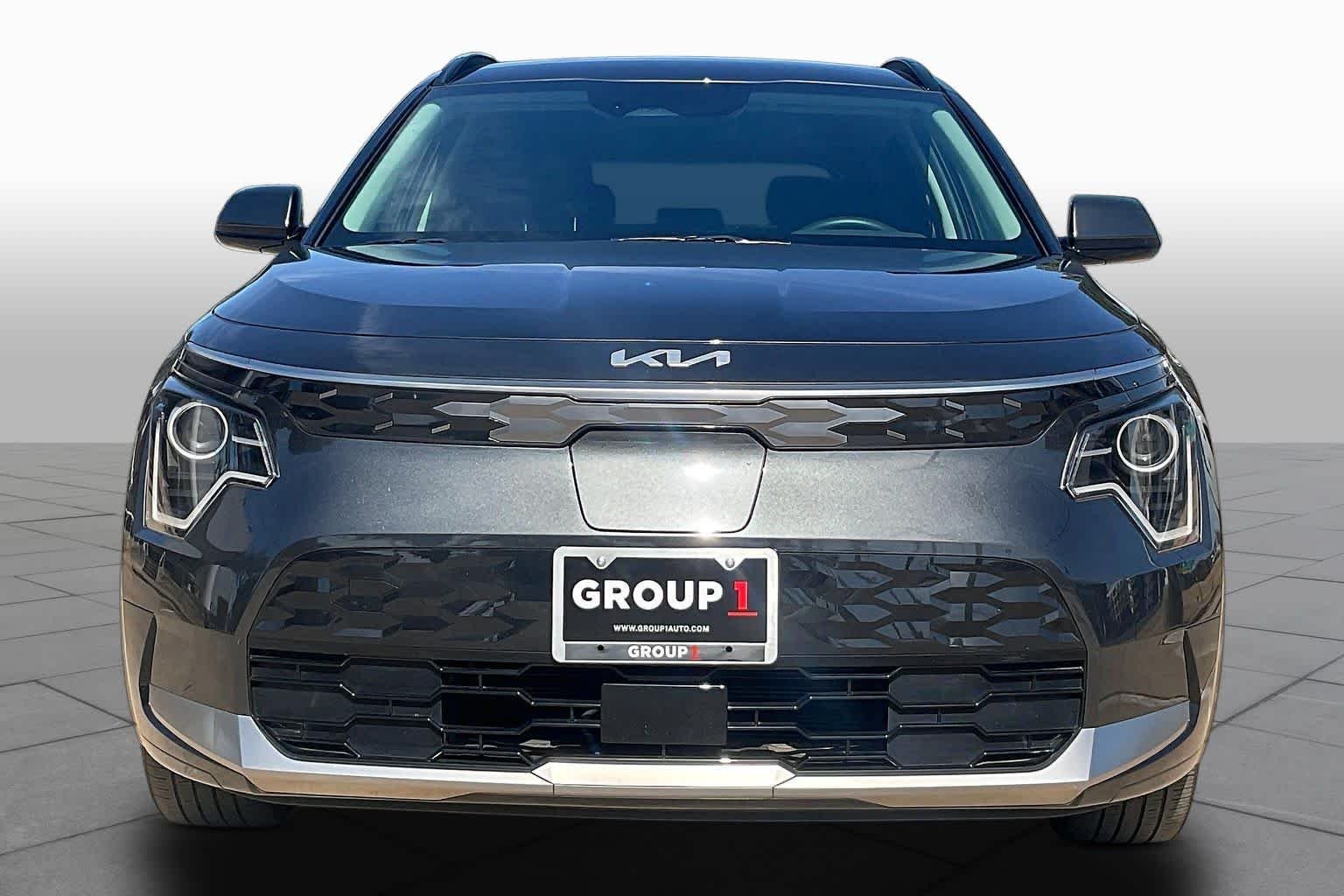 Pre-Owned 2023 Kia Niro EV Wind