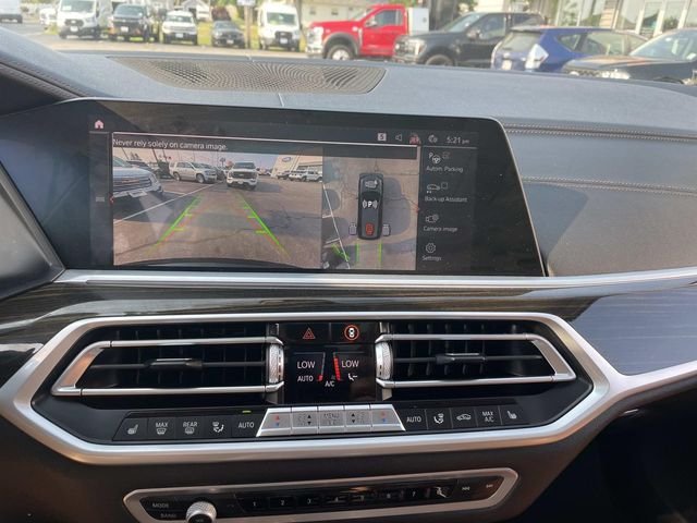 Used 2021 Jet Black BMW xDrive40i image 29