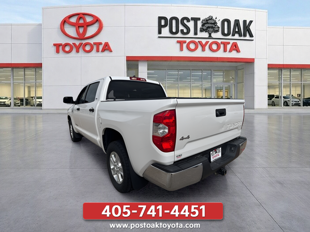 Used 2020 White Toyota SR5 image 8