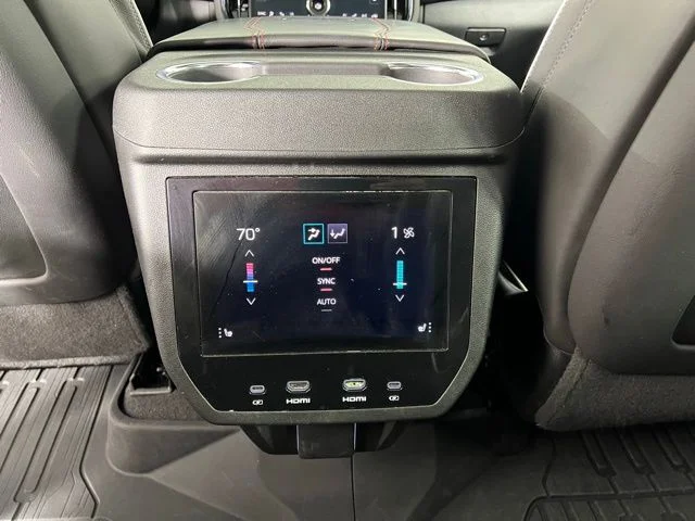 Used 2025 White GMC AT4 Ultimate image 40