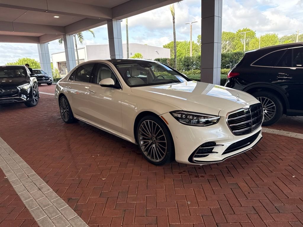Certified Used 2022 White Mercedes-Benz S 500 image 1