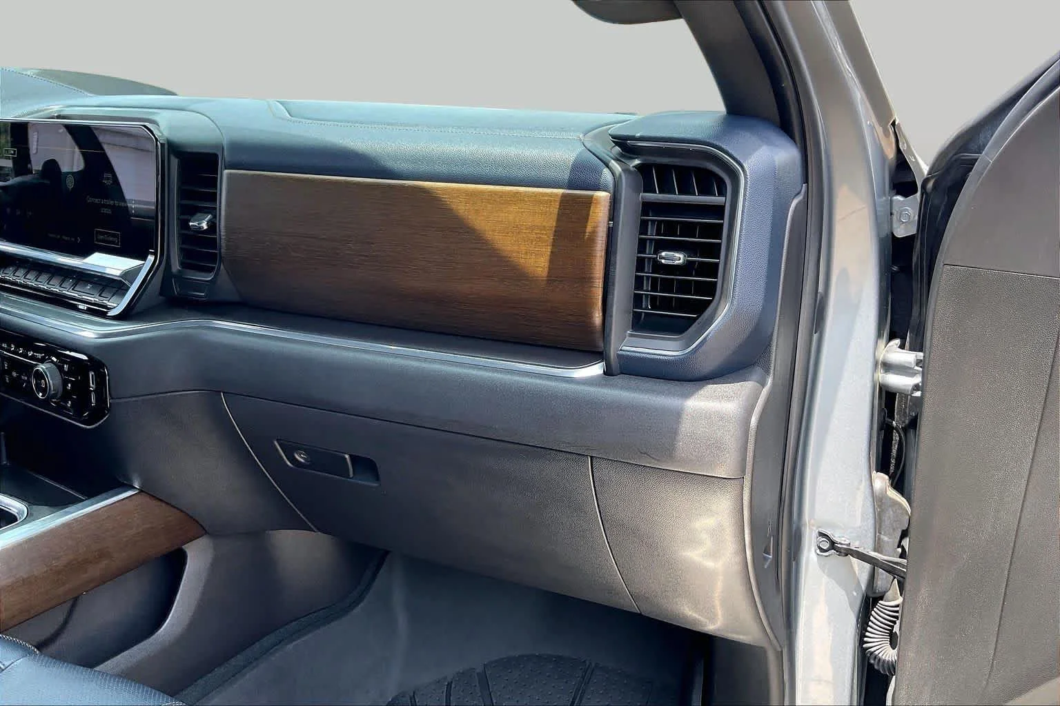 Used 2023 Sterling Gray Metallic Chevrolet High Country image 31