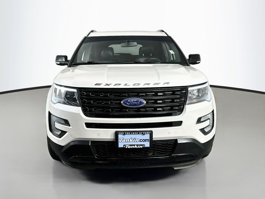 Used 2017 White Platinum Clearcoat Metallic Ford Sport image 3