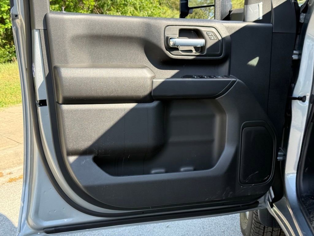 2026 GMC Sierra 3500HD Pro - Photo 16
