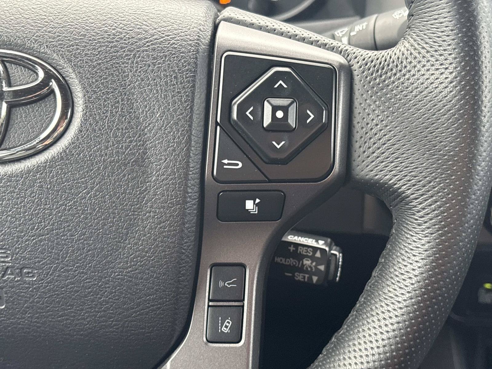 2022 Toyota Tacoma SR5 - Photo 18