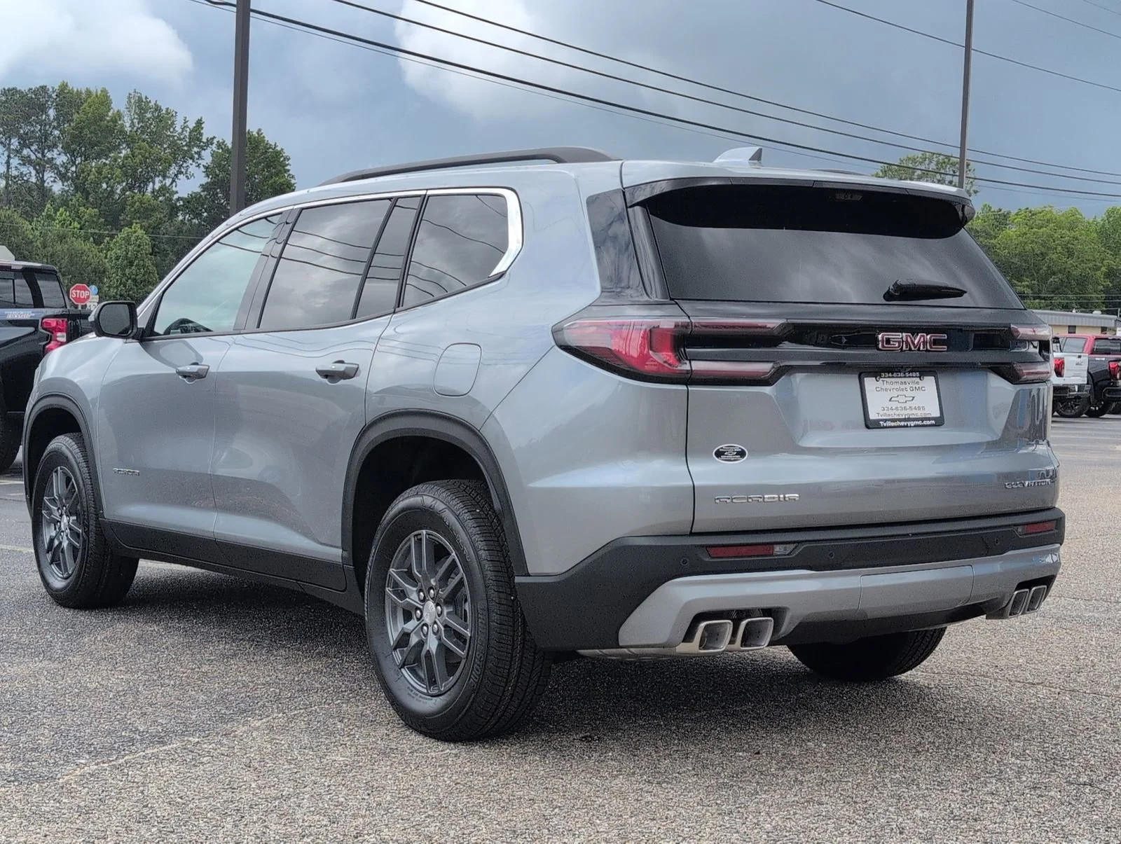 New 2026 Sterling Metallic GMC Elevation image 3
