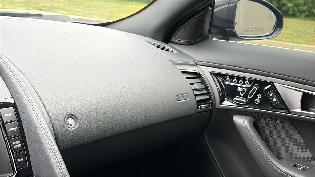 Used 2015 Gray Jaguar S image 19