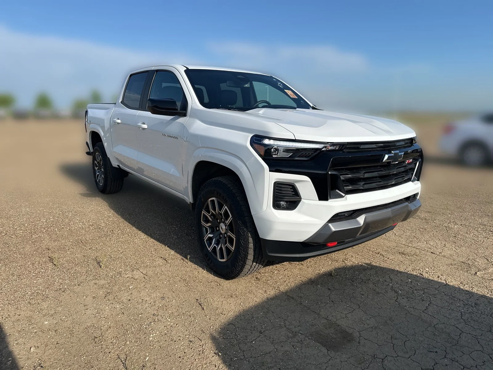 Used 2023 White Chevrolet Z71 image 2