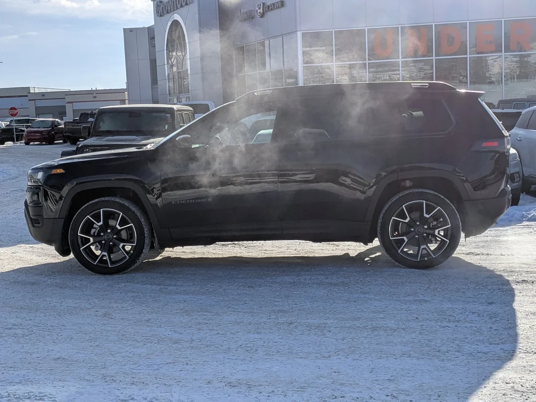New 2026 Black Jeep Overland - - 4x4 - Surround View - Ventilated Seats - Remote Start & More! image 5